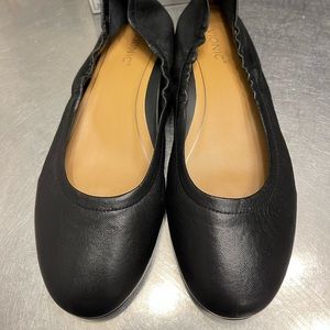 Ballet flats